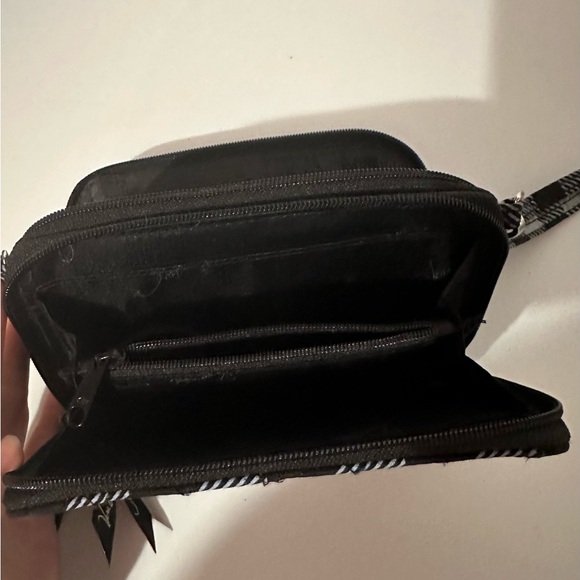 Vera Bradley Buffalo Plaid Wrislet/Crossbody Bag - Picture 4 of 6